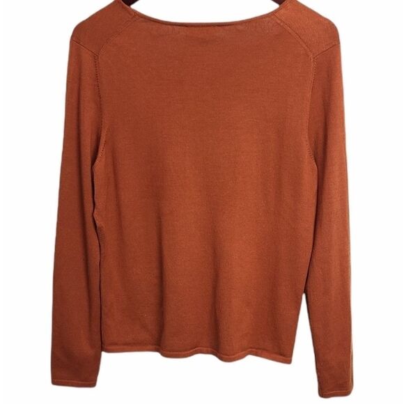 NeimanāāMarcusāSilkĀ BlendāV-NeckāTerracottaāSweater - Picture 2 of 5